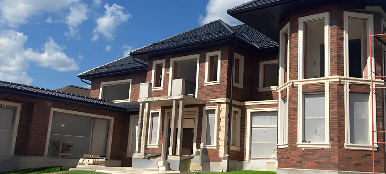 Частный дом с бассейном