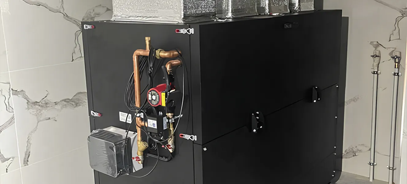 Частный дом с бассейном