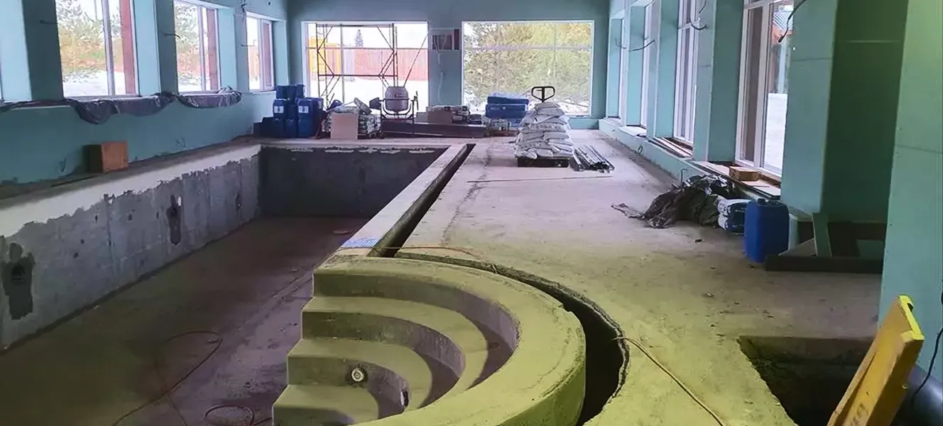 Гостиничный комплекс с бассейном